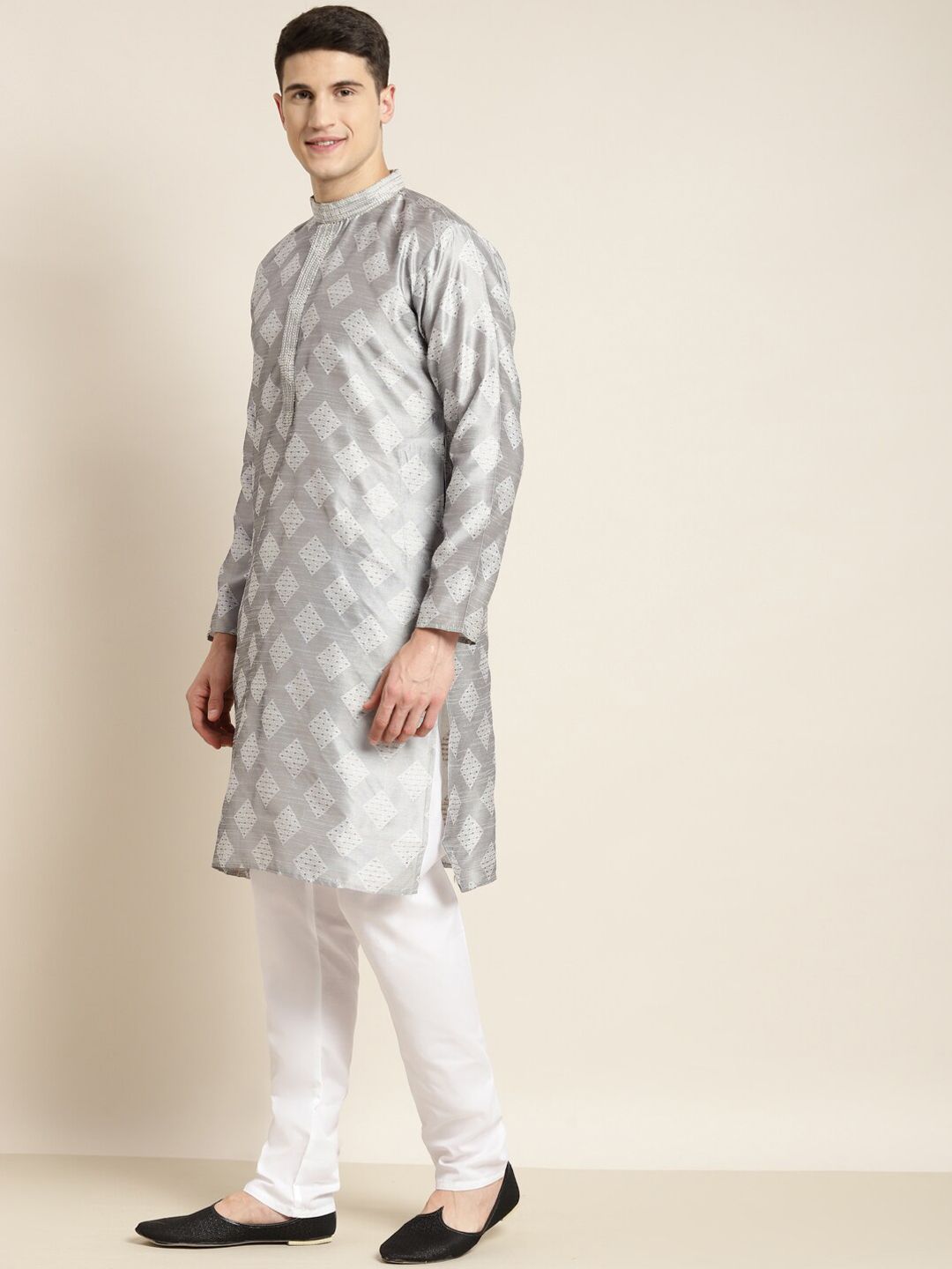 SOJANYA Ethnic Motifs Printed Mandarin Collar Thread Work Silk Cotton Kurta