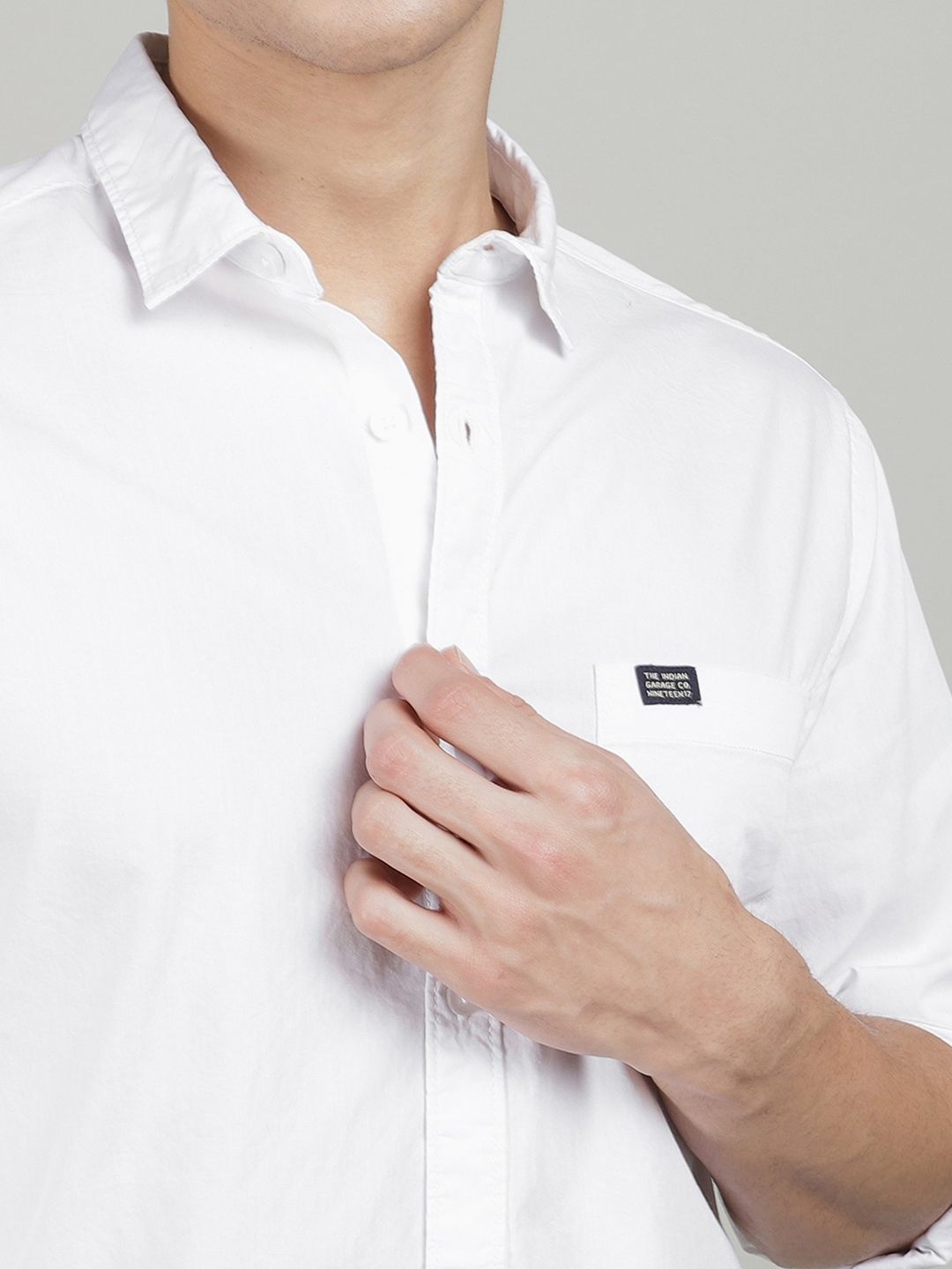 The Indian Garage Co Men White Comfort Cotton Casual Shirt