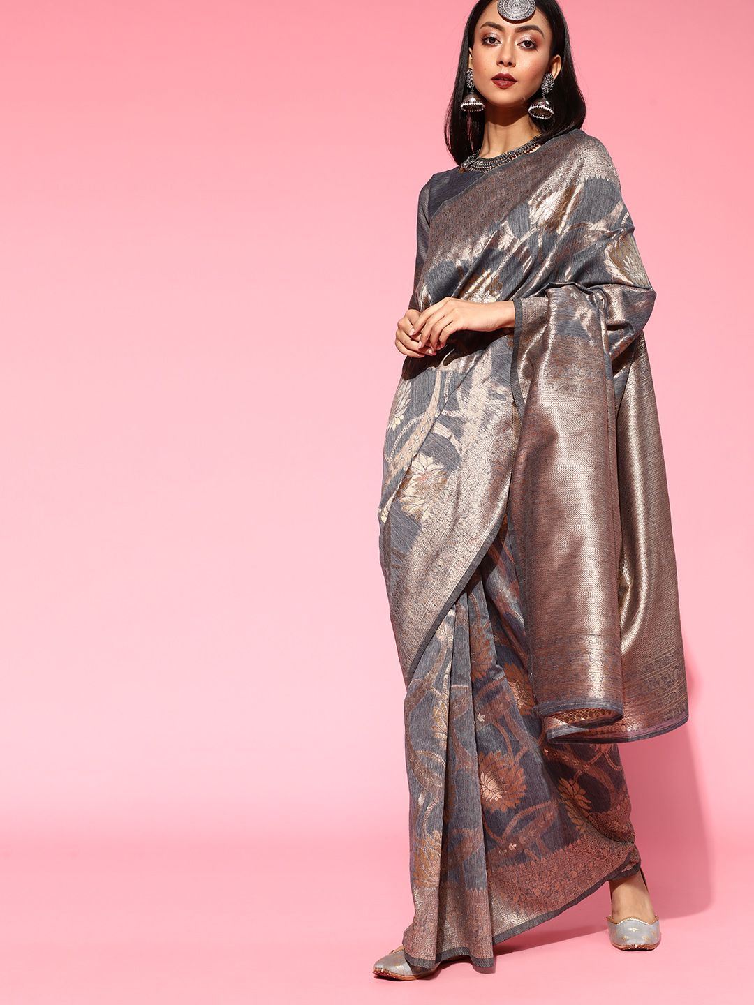 Saree mall Floral Silk Blend Saree with Woven Design border