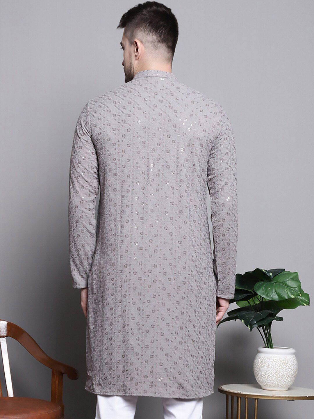 Jompers Ethnic Motifs Embroidered Sequinned Straight Kurta