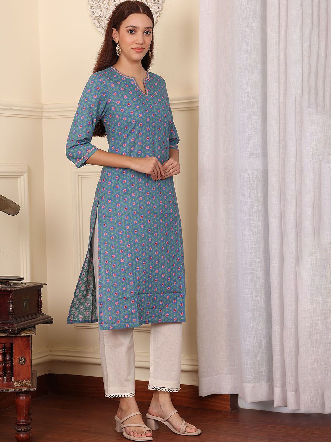 W Women Floral Printed Thread Work Kurta