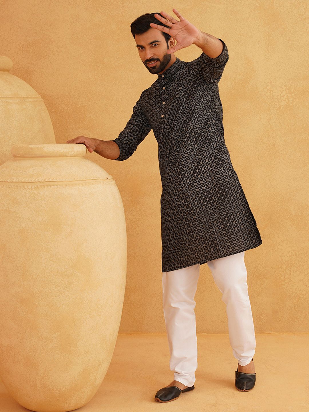 SOJANYA Ethnic Motifs Foil Printed Regular Kurta With Churidar
