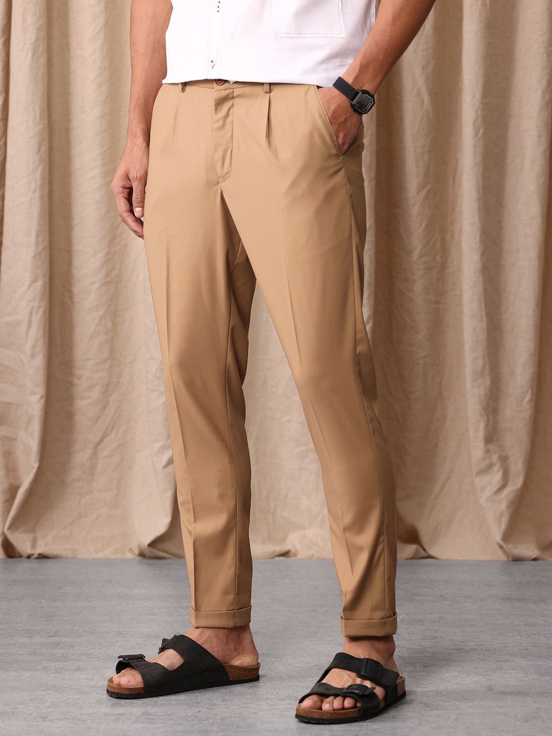 Mr Bowerbird Men Tailored Fit Vintage Pleated Trousers