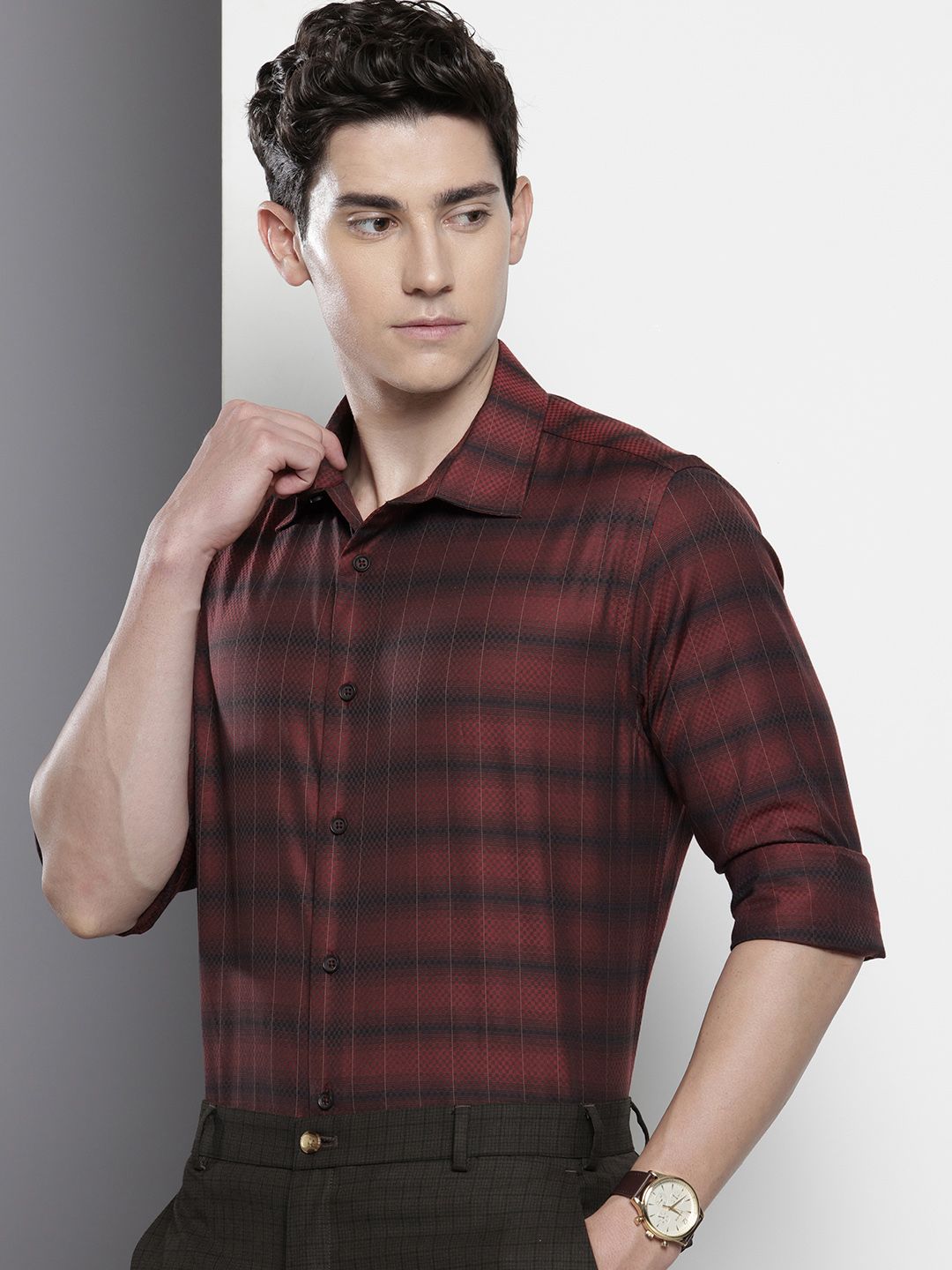 The Indian Garage Co. X Luxe Slim Fit Checked Formal Shirt