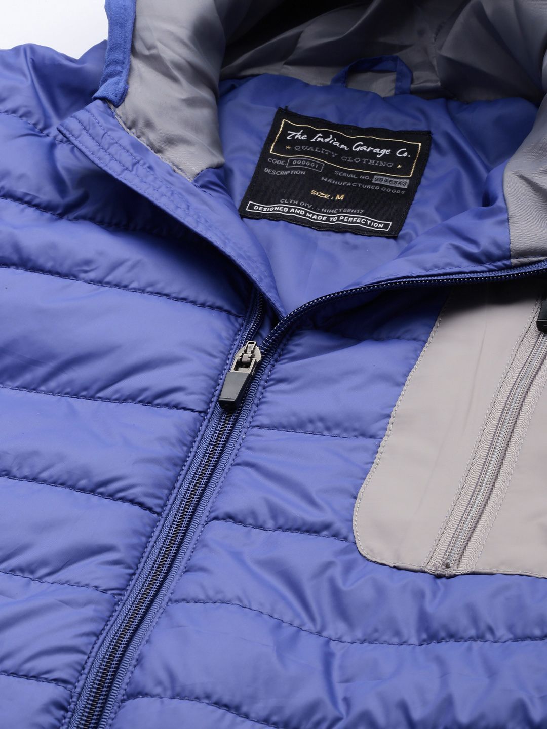 The Indian Garage Co Men Colourblock Hooded Slim Fit Puffer Jacket