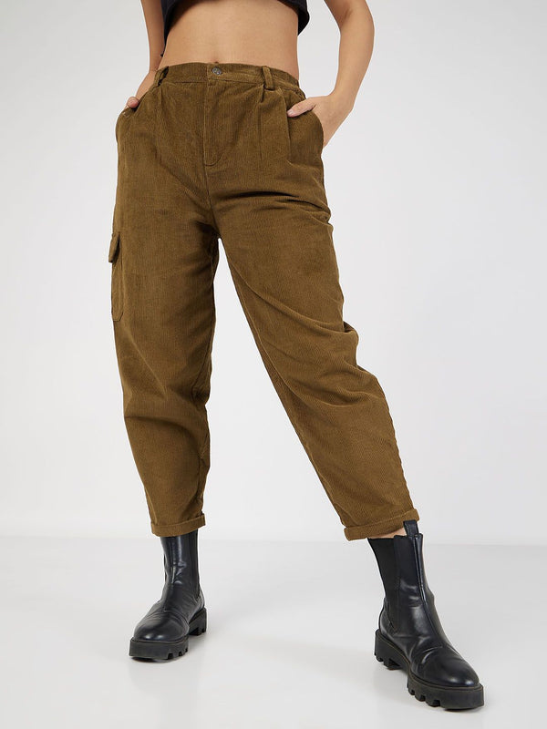 SASSAFRAS Women Pleated Cropped Corduroy Pure Cotton Trousers