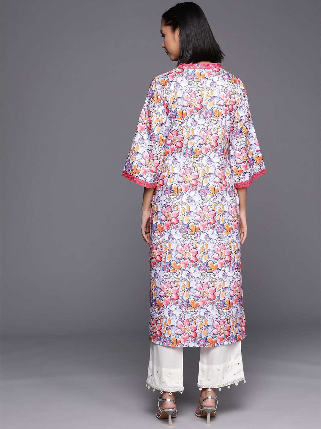 Varanga Floral Printed Flared Sleeves Sequinned Kurta