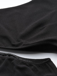 SASSAFRAS Wanita Bertekstur Hitam Pakaian Maxi Sarung Satu Bahu