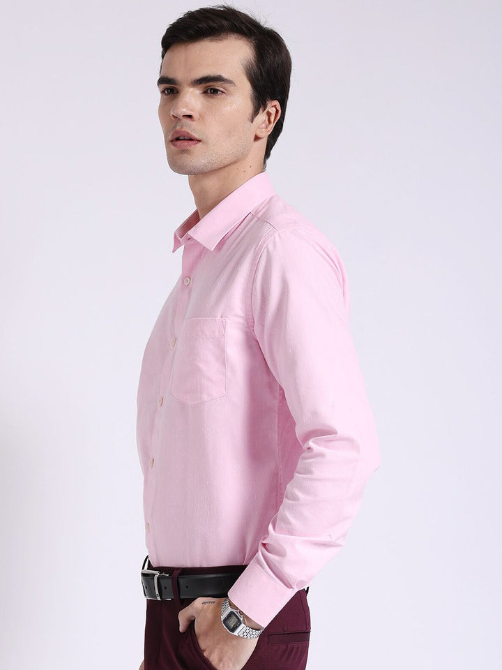The Indian Garage Co. X Luxe Spread Collar Slim Fit Textured Formal Shirt