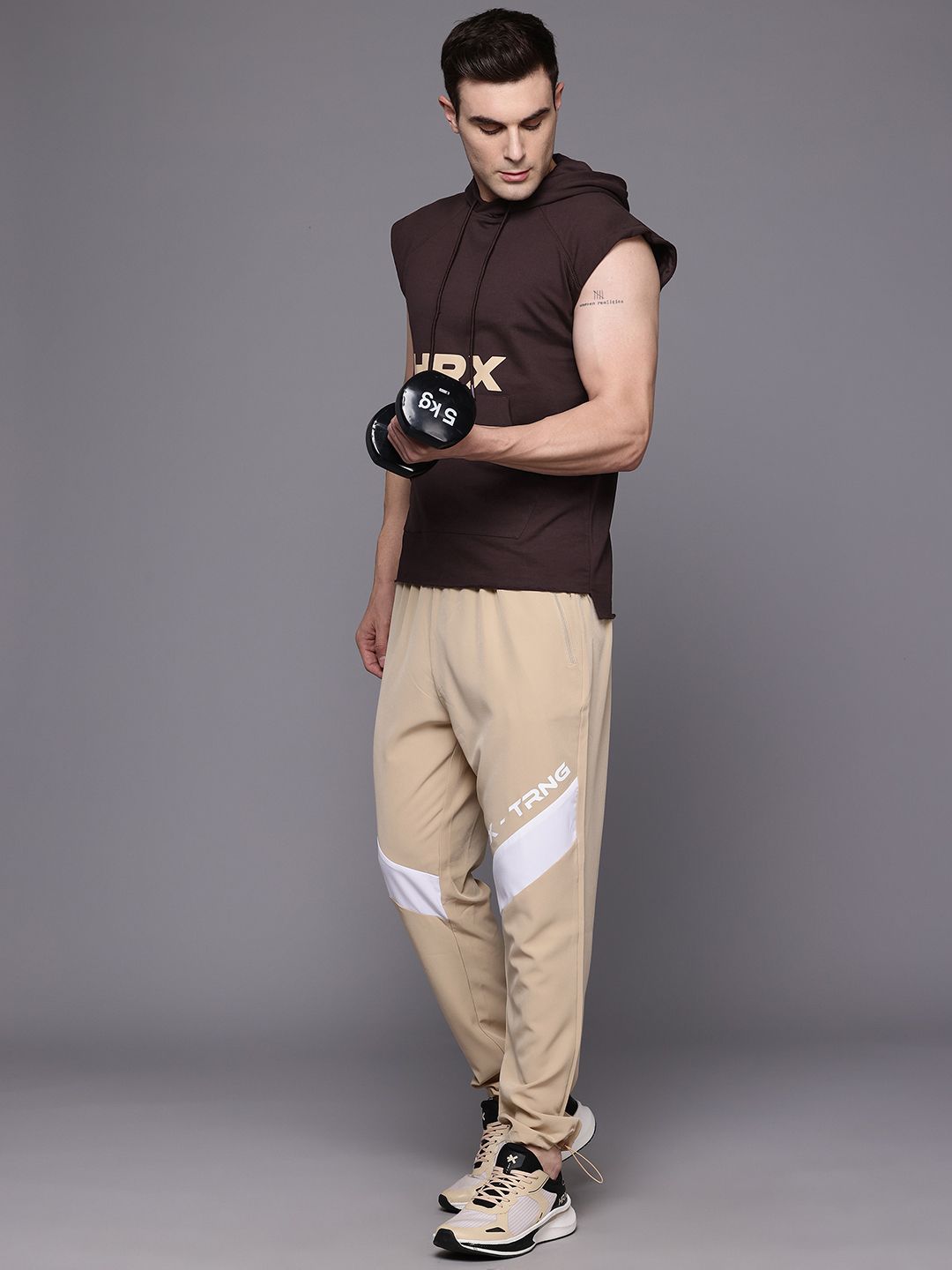HRX by Hrithik Roshan Typography Print Raw Step-Hem Raglan Panel Hooded Sweatshirt