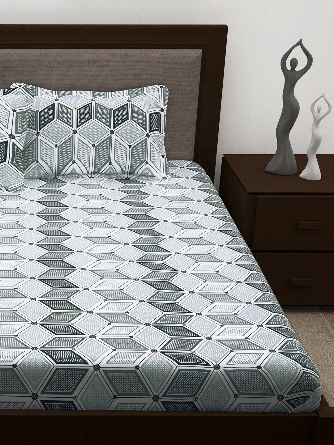 Story@home White & Olive Green Geometric Cotton 186 TC Queen Bedsheet With 2 Pillow Covers