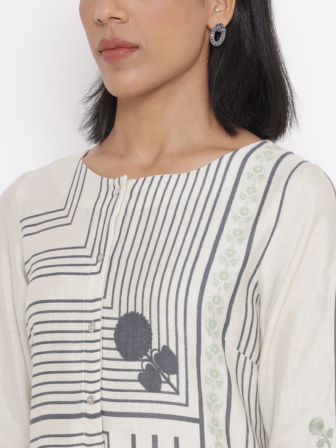 W Women White & Grey Striped A-Line Kurta