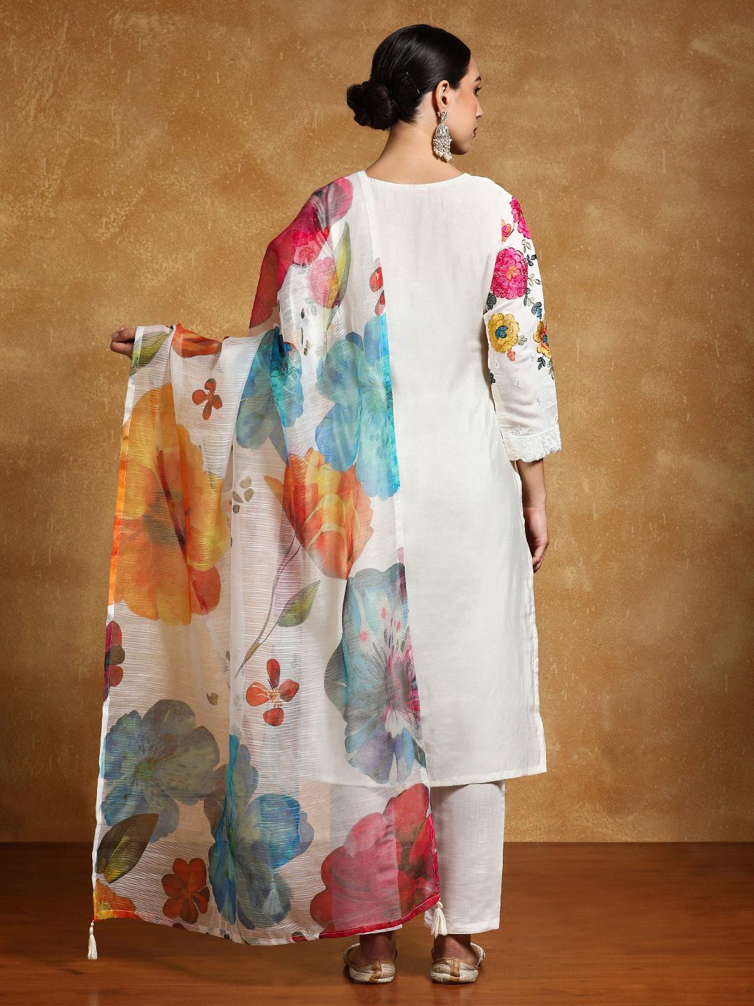 Varanga Women Embroidered Regular Thread Work Pure Cotton Kurta with Trousers & Dupatta