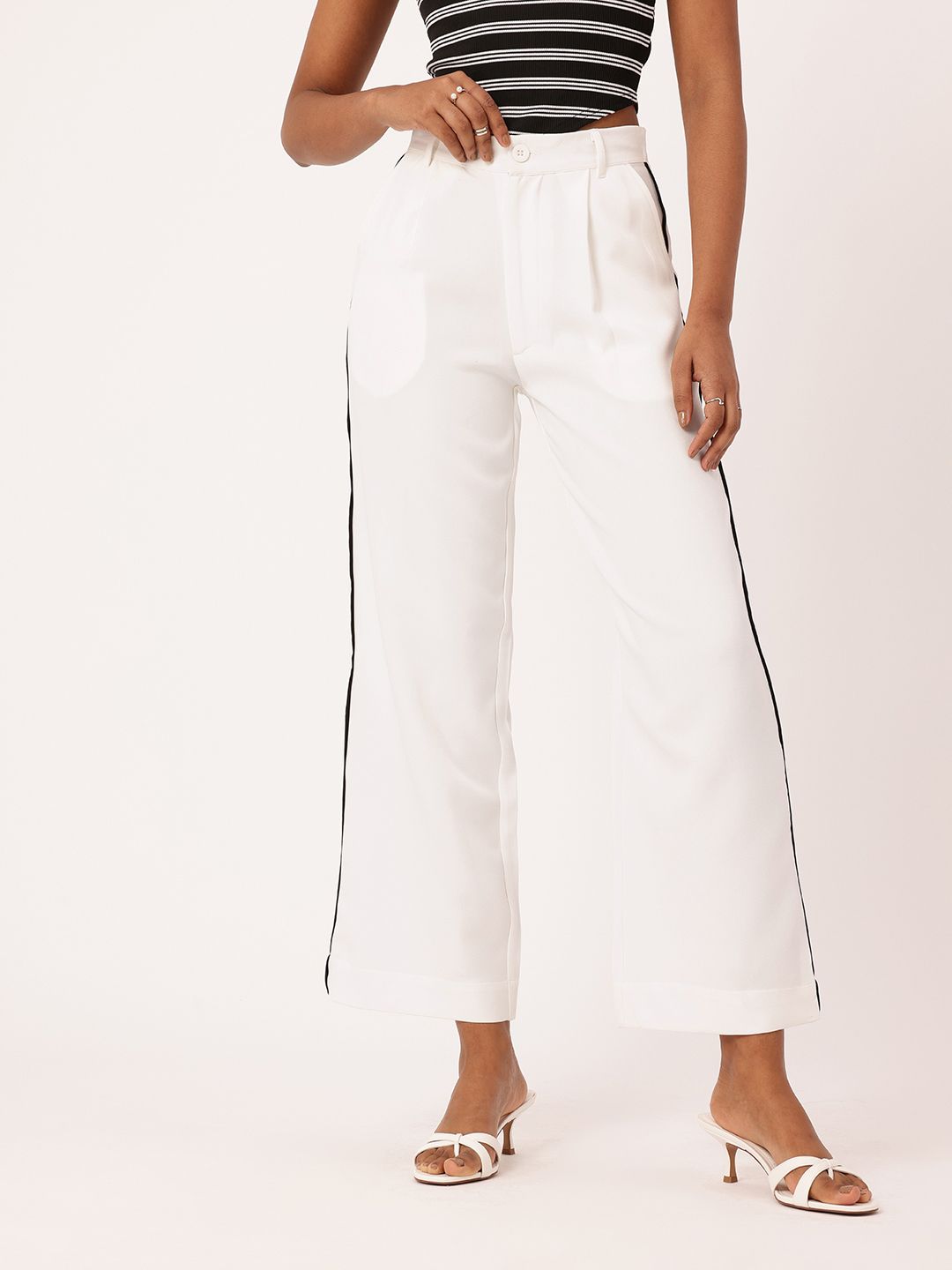 DressBerry Women Modern Touch Side Piping Detail Pleated Trousers