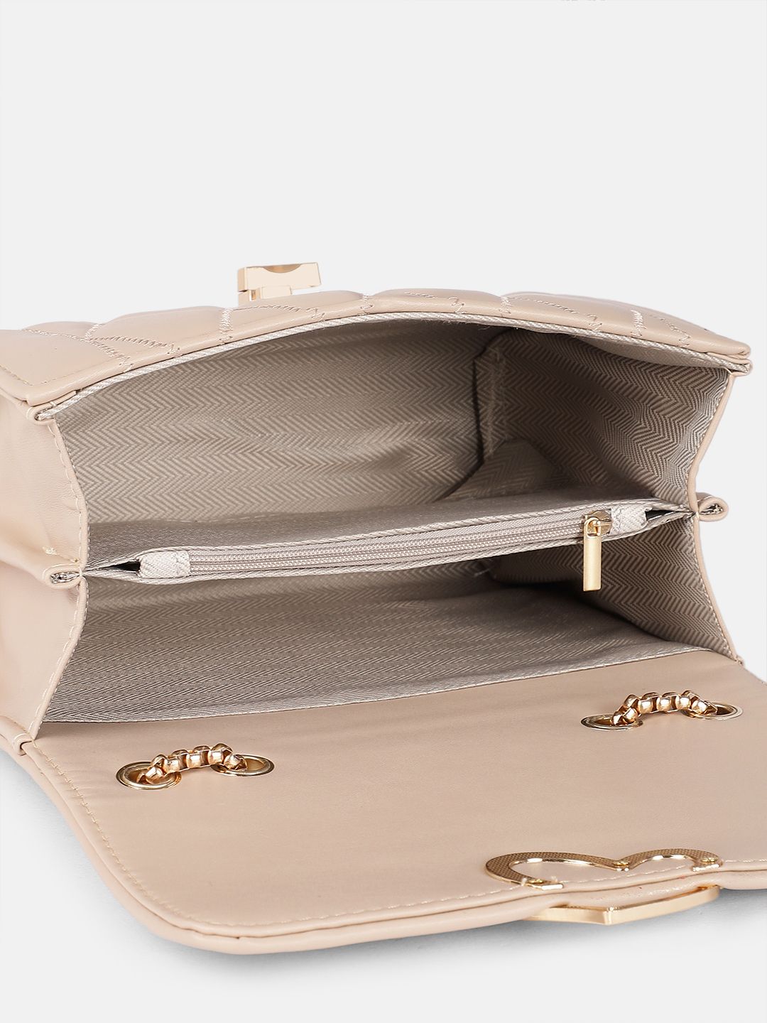 DressBerry Structured Quilted Shoulder Bag
