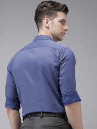 Park Avenue Self Design Slim Fit Textured Formal Shirt