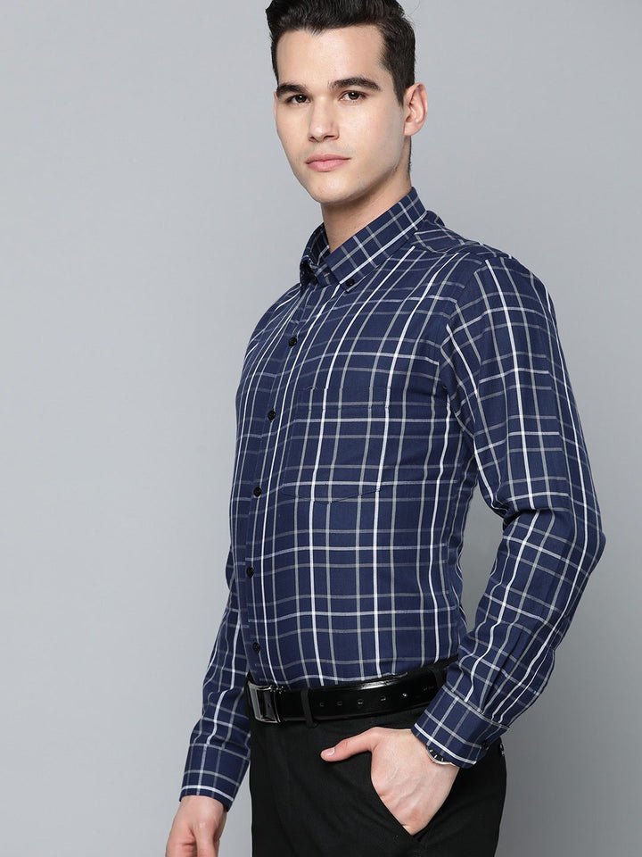 DENNISON Men Smart Tartan Checks Formal Shirt