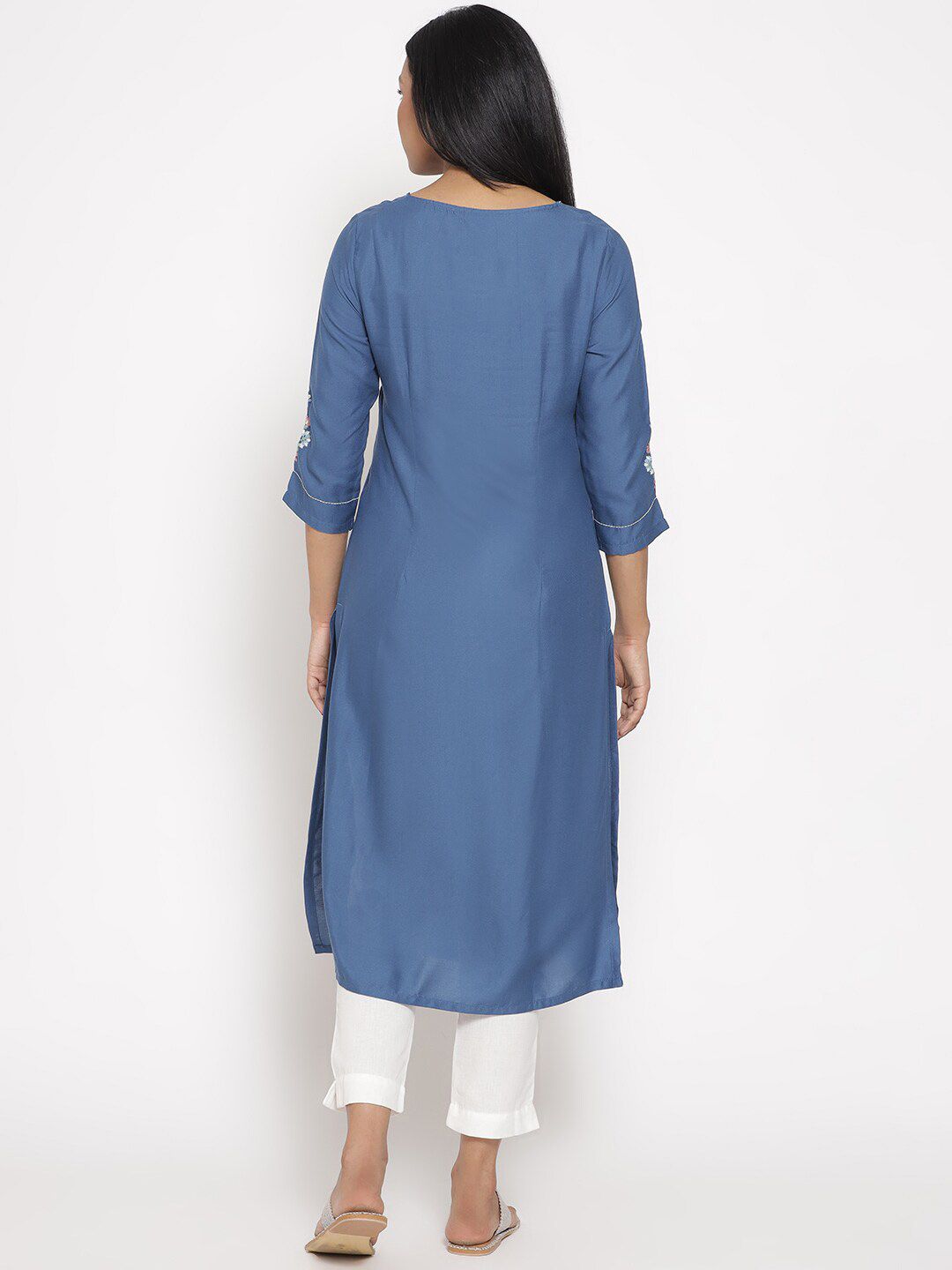 W Women Floral Embroidered Kurta