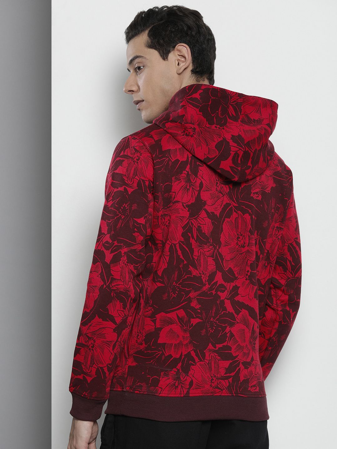 The Indian Garage Co Men Printed Hooded Sweatshirt