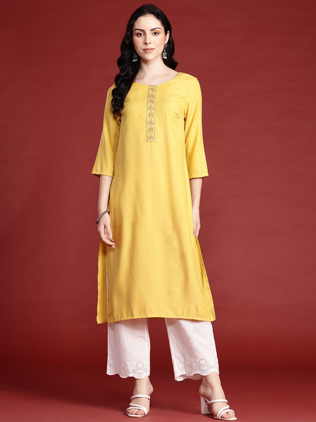 Anouk Yoke Design Embroidered Kurta