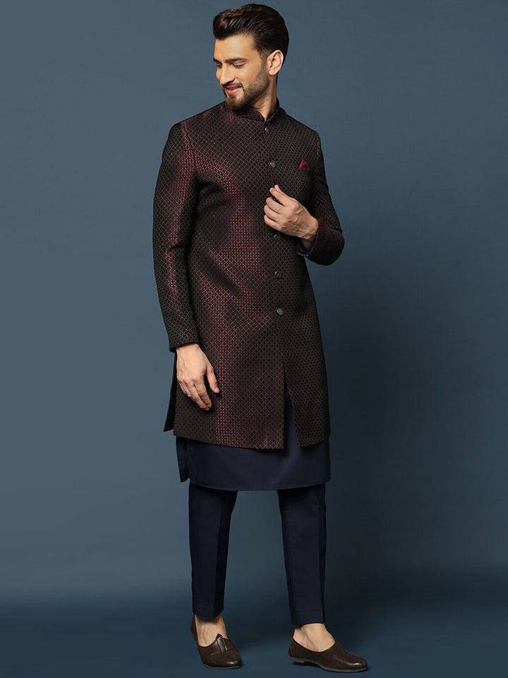 KISAH Men Woven Design Cotton Indowestern Sherwani Set