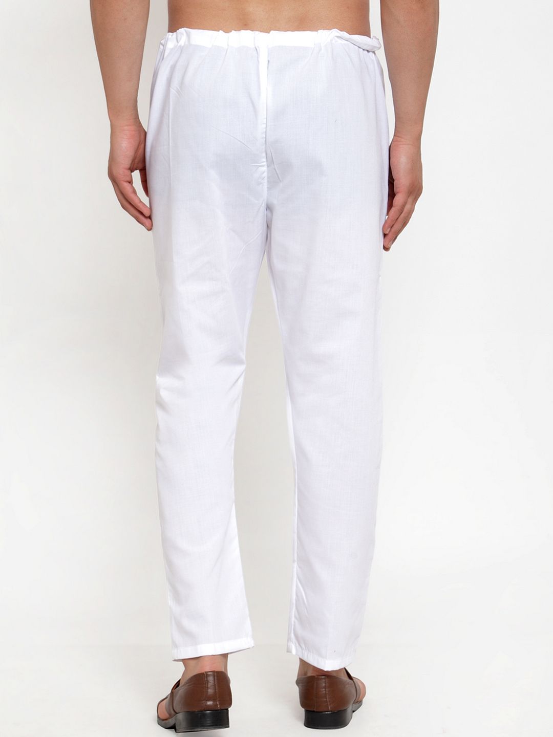 Jompers Men White Solid Pyjamas