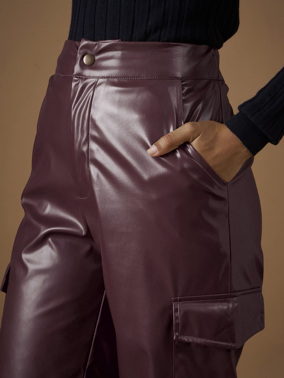 SASSAFRAS Women Maroon Straight Fit Cargos Trousers