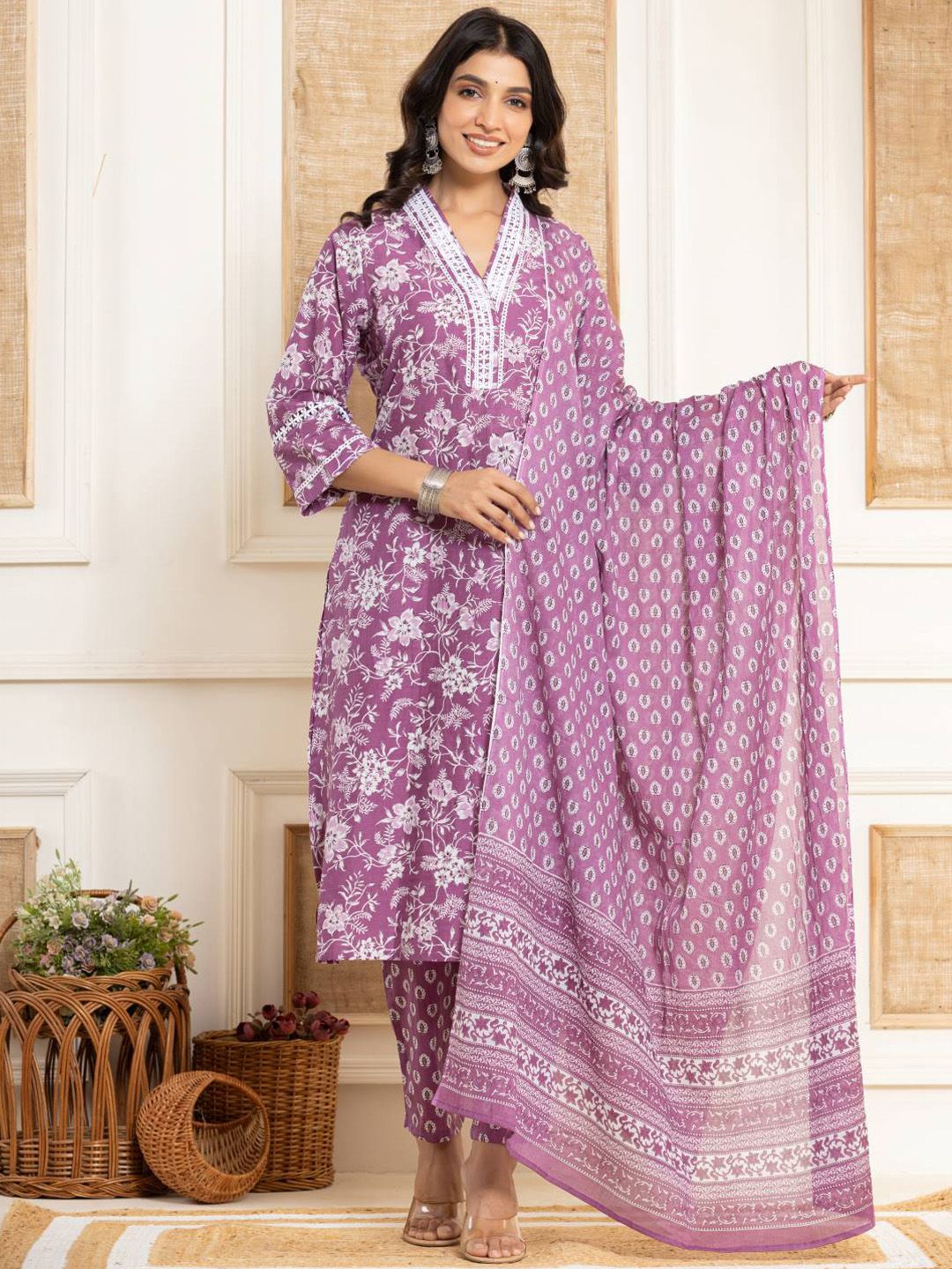 Varanga Floral Printed Regular Straight Kurta with Trouser & with Dupatta
