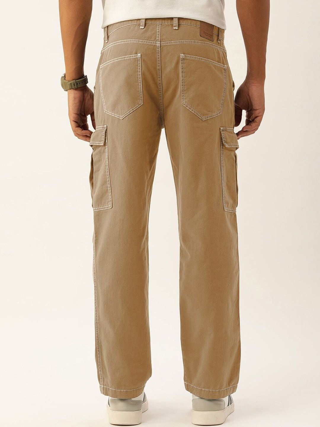 Bene Kleed Men Relaxed Fit Cargo Trousers with contrast stitch