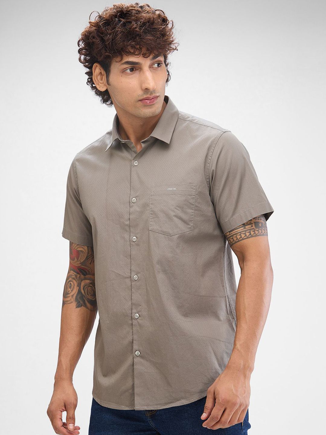 SPYKAR Men Micro Ditsy Printed Spread Collar Slim Fit Casual Shirt