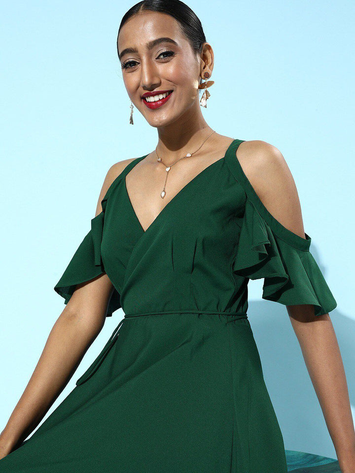 Berrylush Green Cold-Shoulder Crepe Maxi Dress