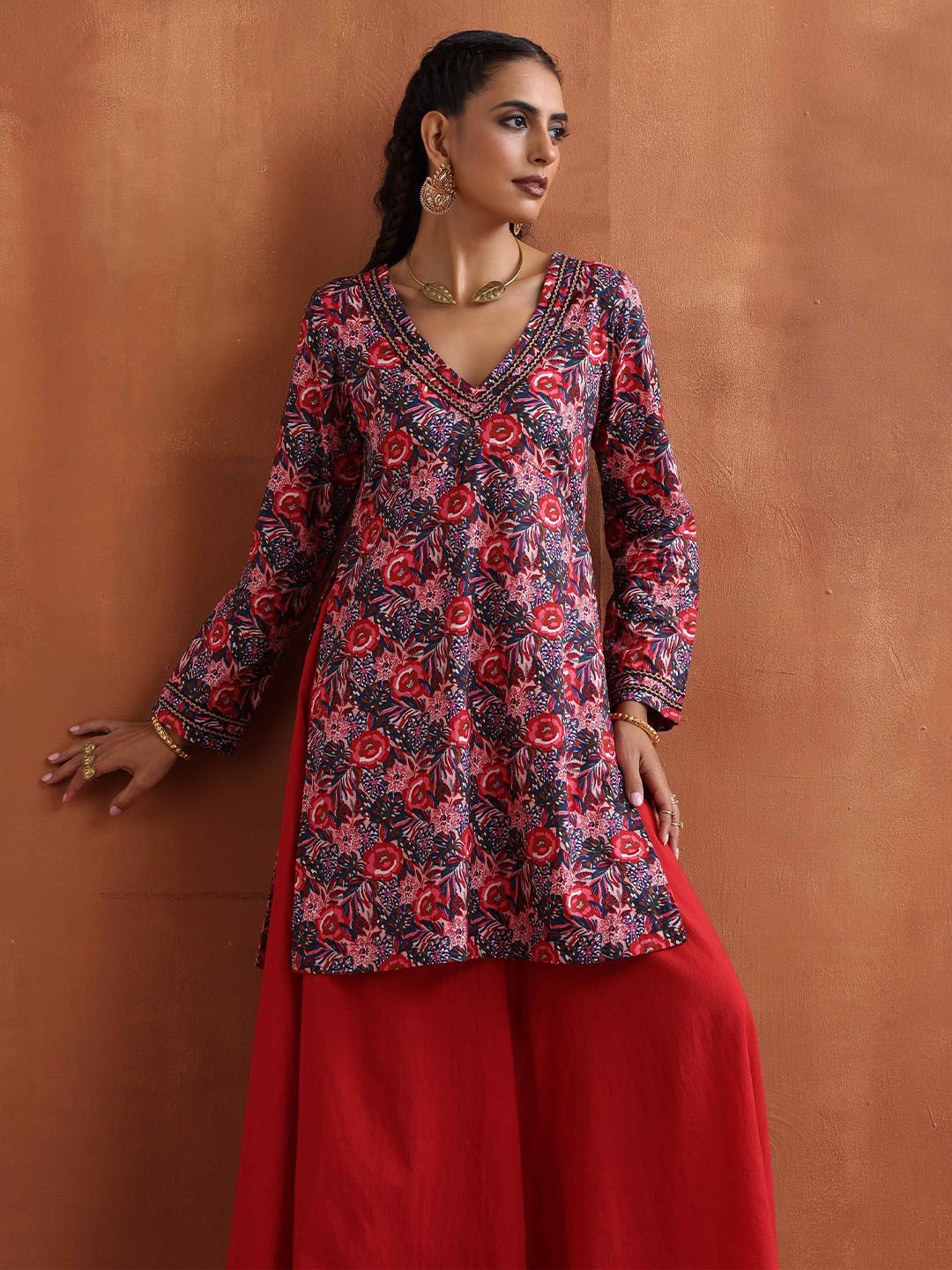 trueBrowns Ethnic Motifs Printed Straight Pure Cotton Kurta with Sharara