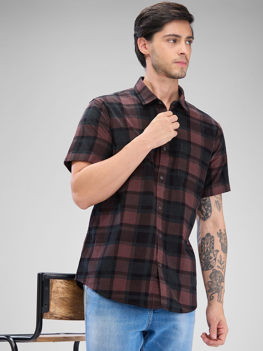 SPYKAR Men Tartan Checks Spread Collar Slim Fit Casual Shirt