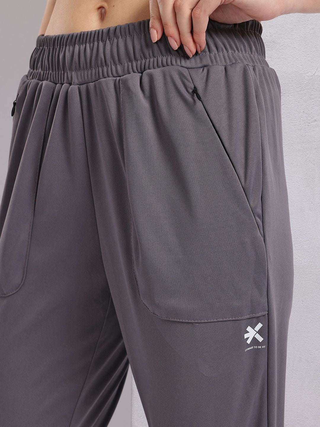 HRX by Hrithik Roshan Women Mid-Rise Regular Fit Training Joggers