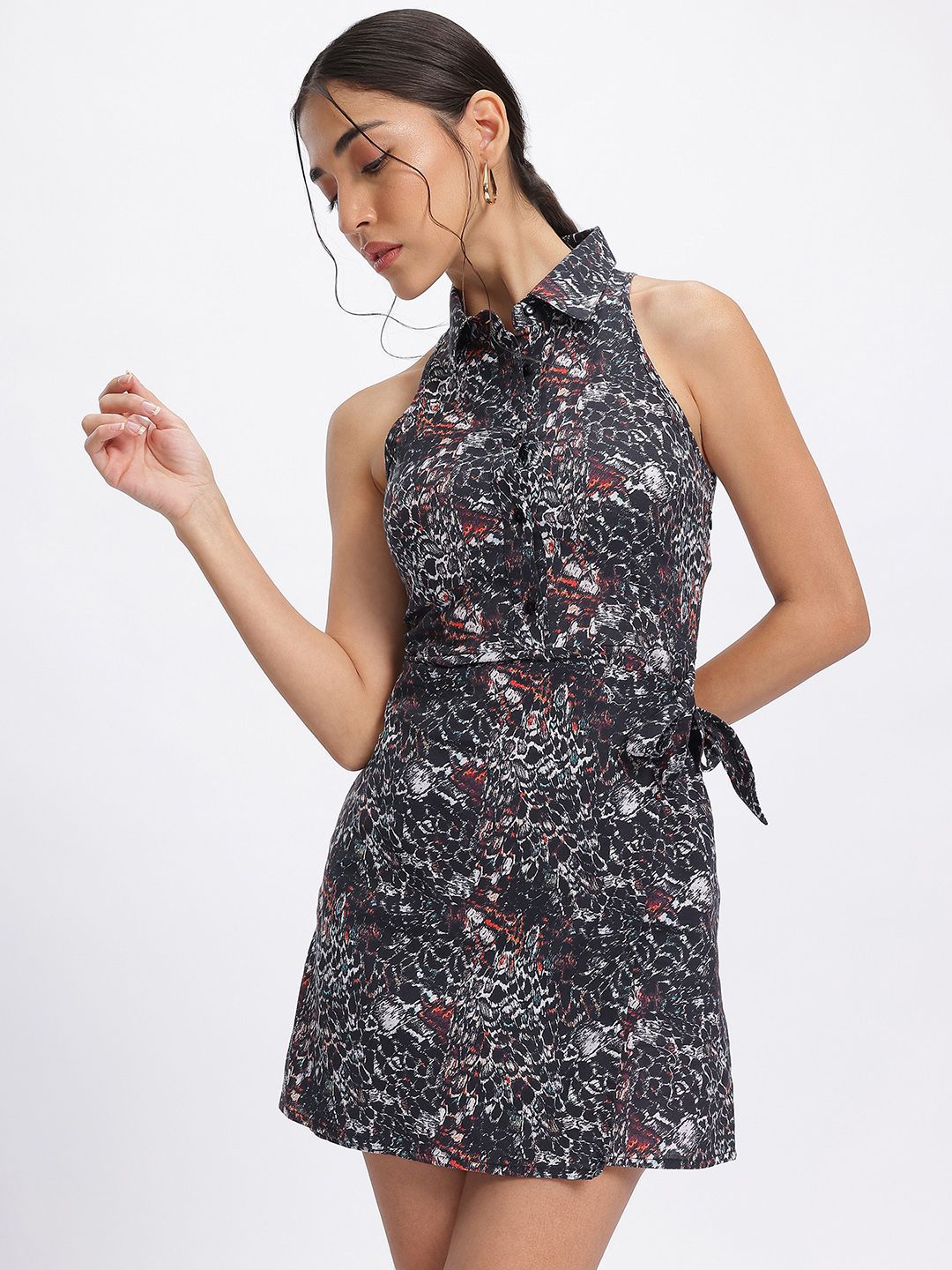 DressBerry Abstract Art Tie-Up Wrap Sheath Mini Dress