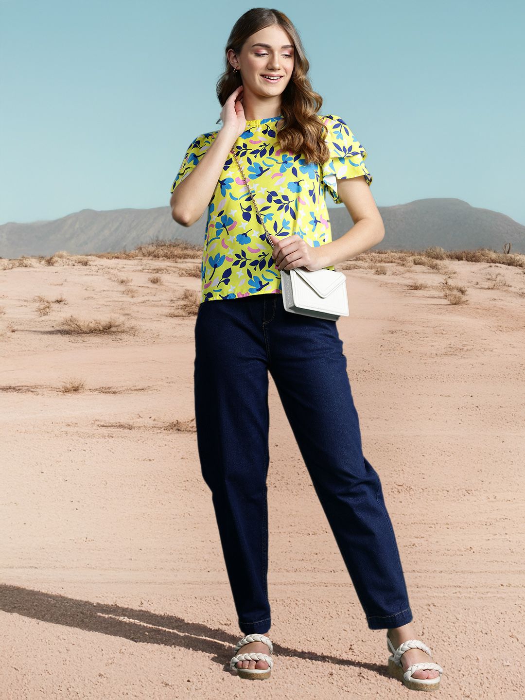 DressBerry Floral Print Flutter Sleeves Top