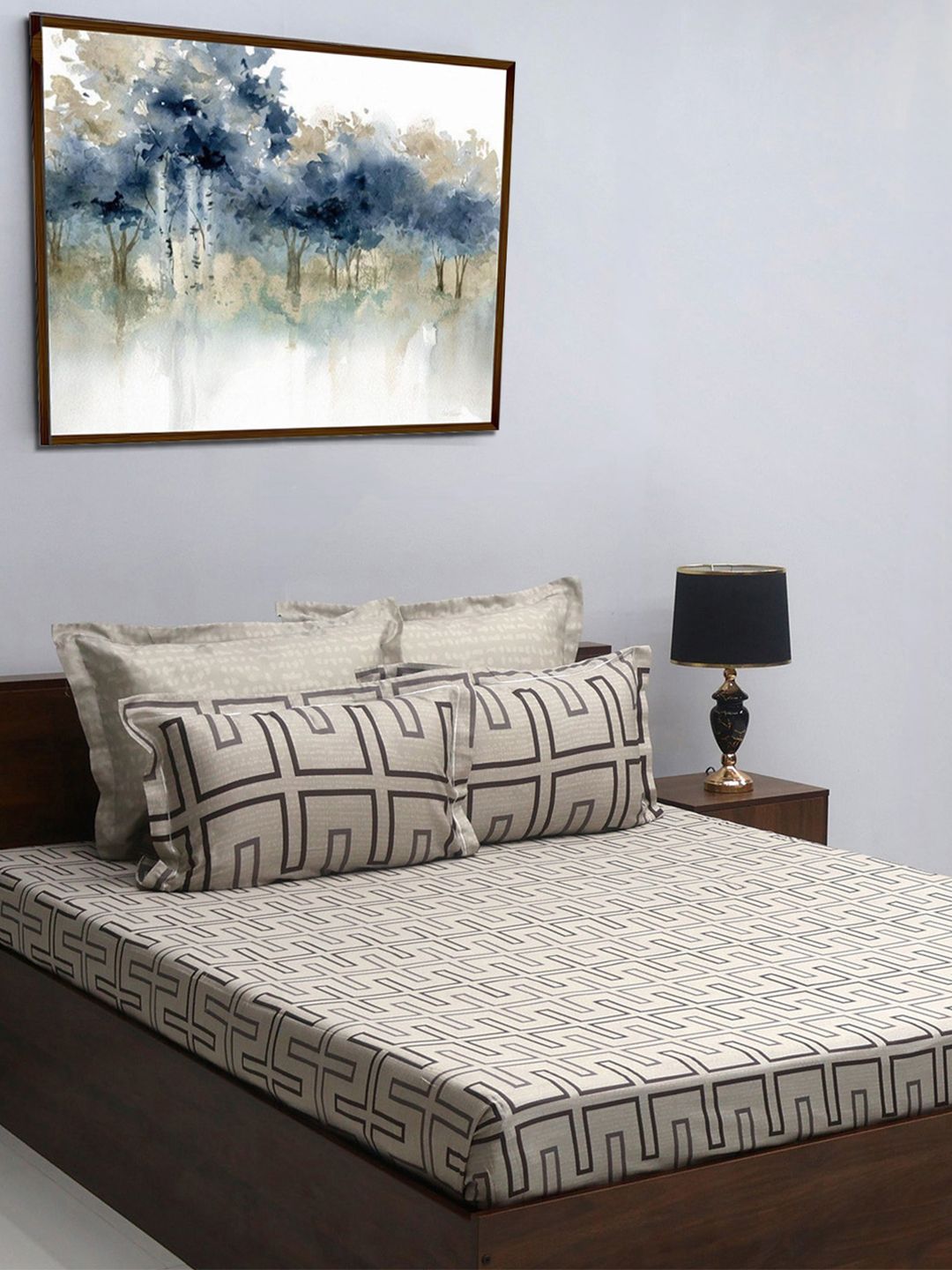 BOMBAY DYEING Reverie Grey Pure Cotton 300 TC King Bedsheet with 4 Pillow Covers