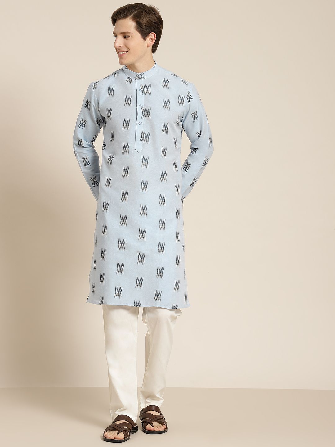 SOJANYA Men Blue & Black Pure Cotton Self Design Kurta