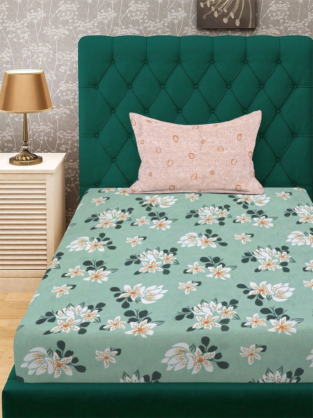 Moda Rapido X KLOTTHE Green & White Floral 120 TC Single Bedsheet with 1 Pillow Covers