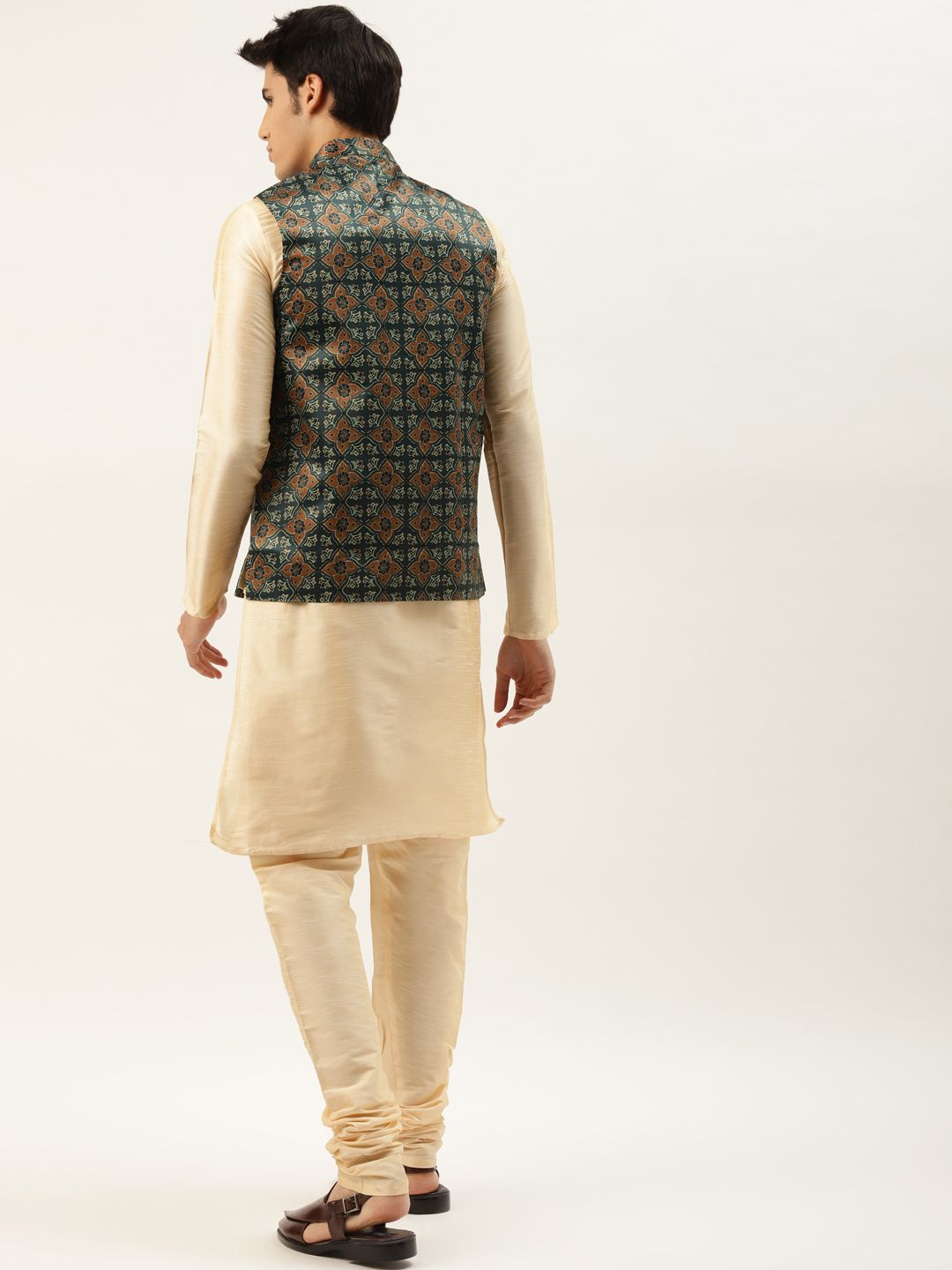 SOJANYA Men Golden Solid Kurta with Churidar & Nehru Jacket