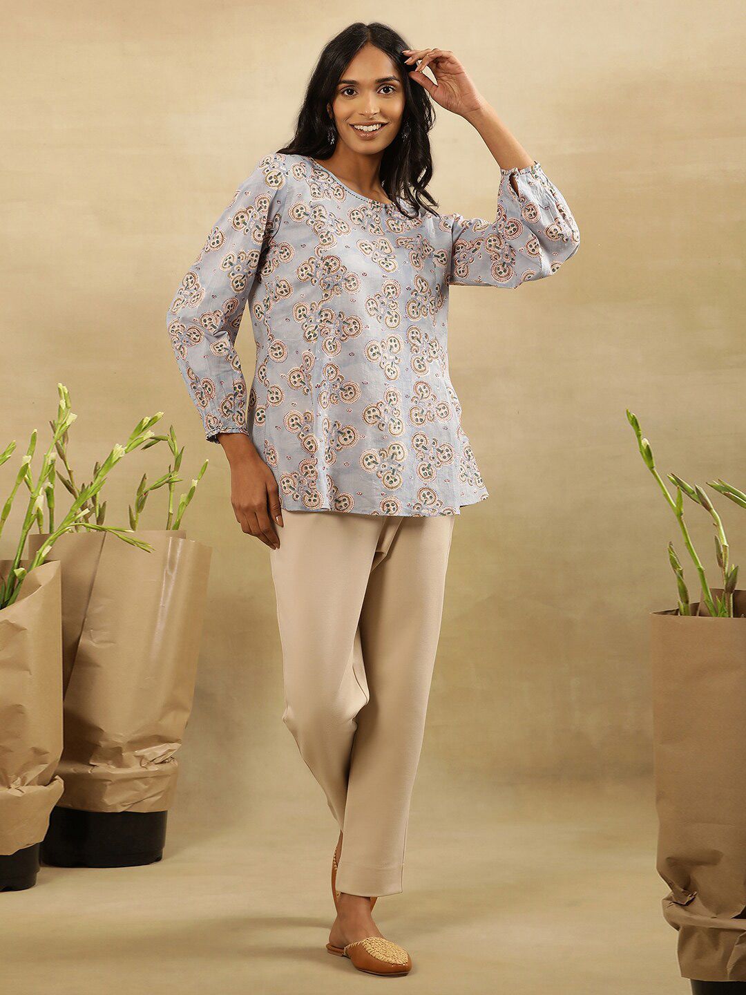 W Round Neck Floral Printed Cotton Peplum Top