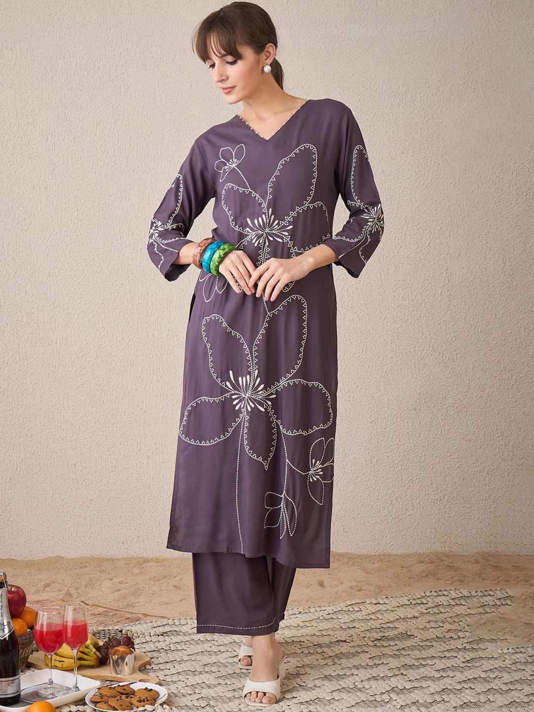 Indo Era Women Floral Embroidered Regular Thread Work Kurta with Palazzos