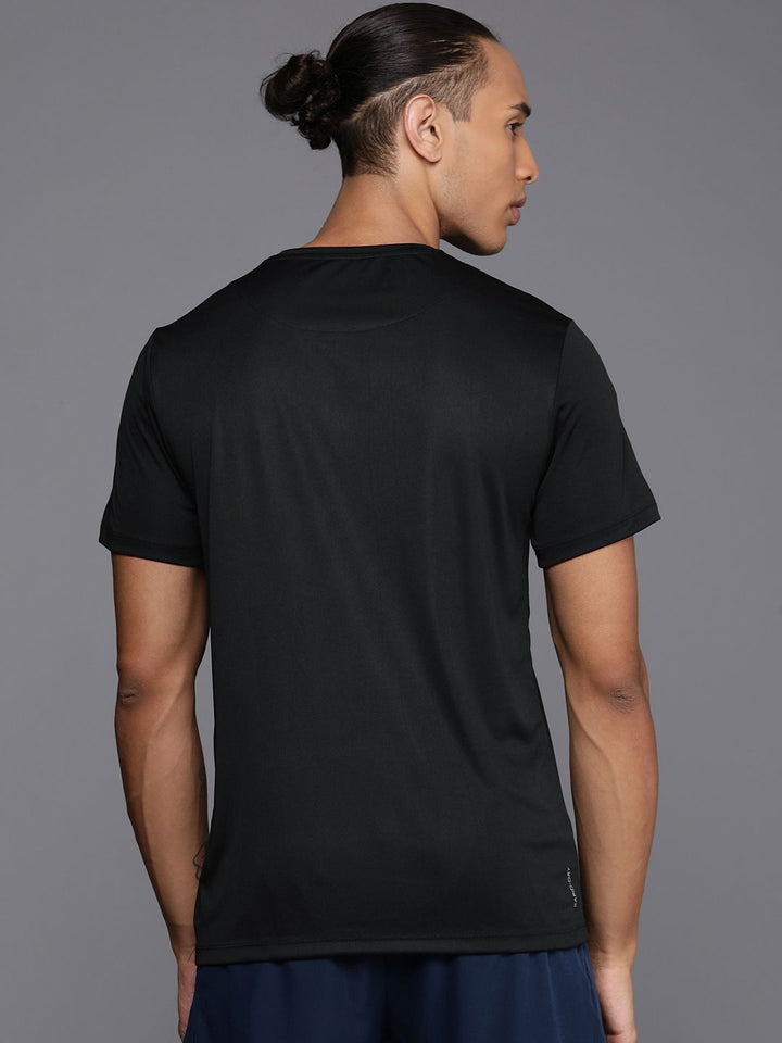 HRX by Hrithik Roshan Geometric Printed Rapid-Dry Antimicrobial Training T-shirt