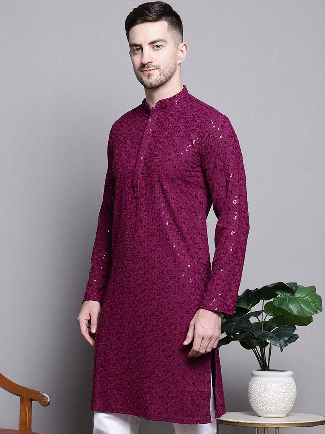 Jompers Ethnic Motifs Embroidered Mandarin Collar Thread Work Cotton Straight Kurta