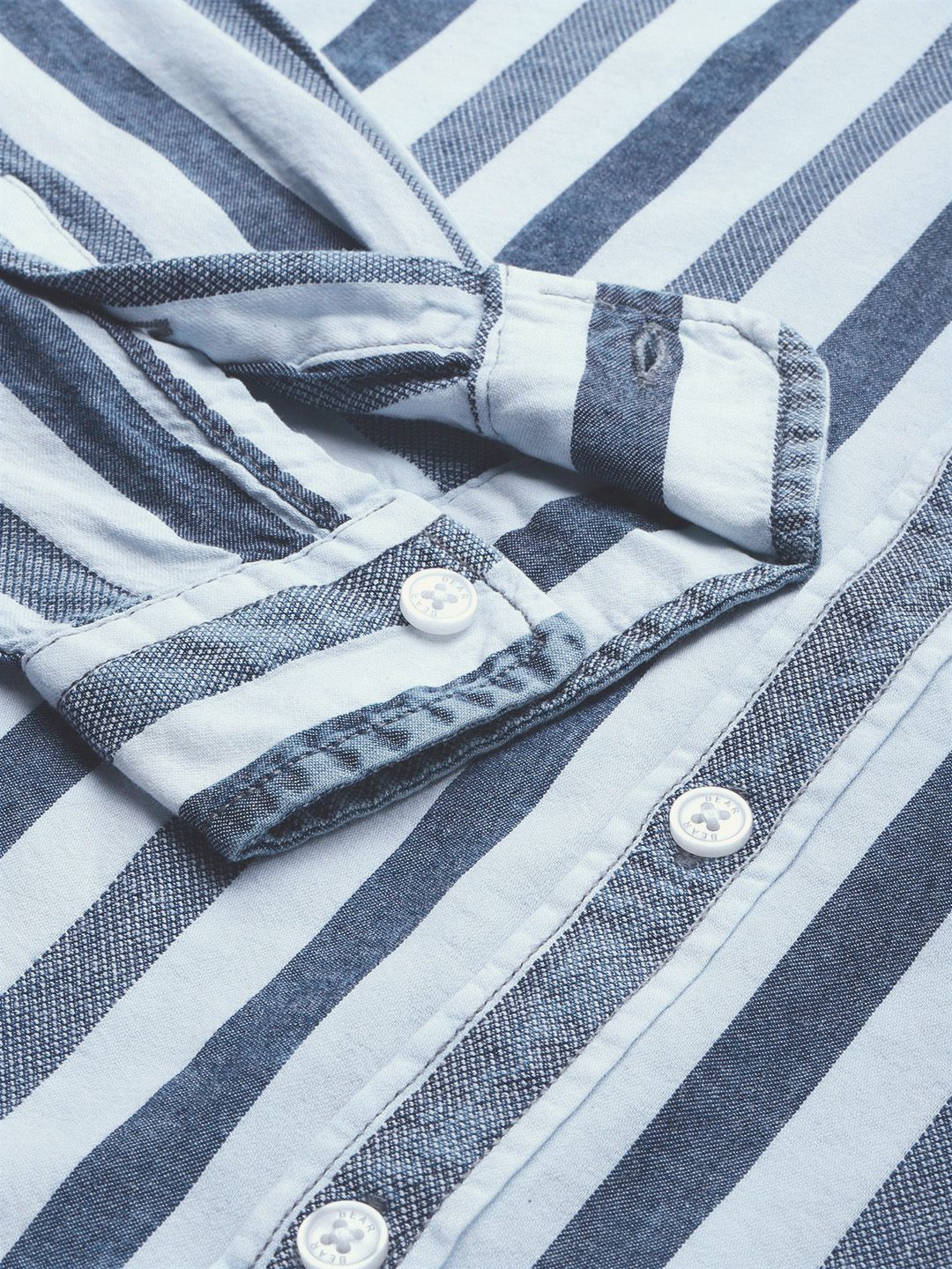 THE BEAR HOUSE Men Blue Slim Fit Cotton Striped Casual Shirt
