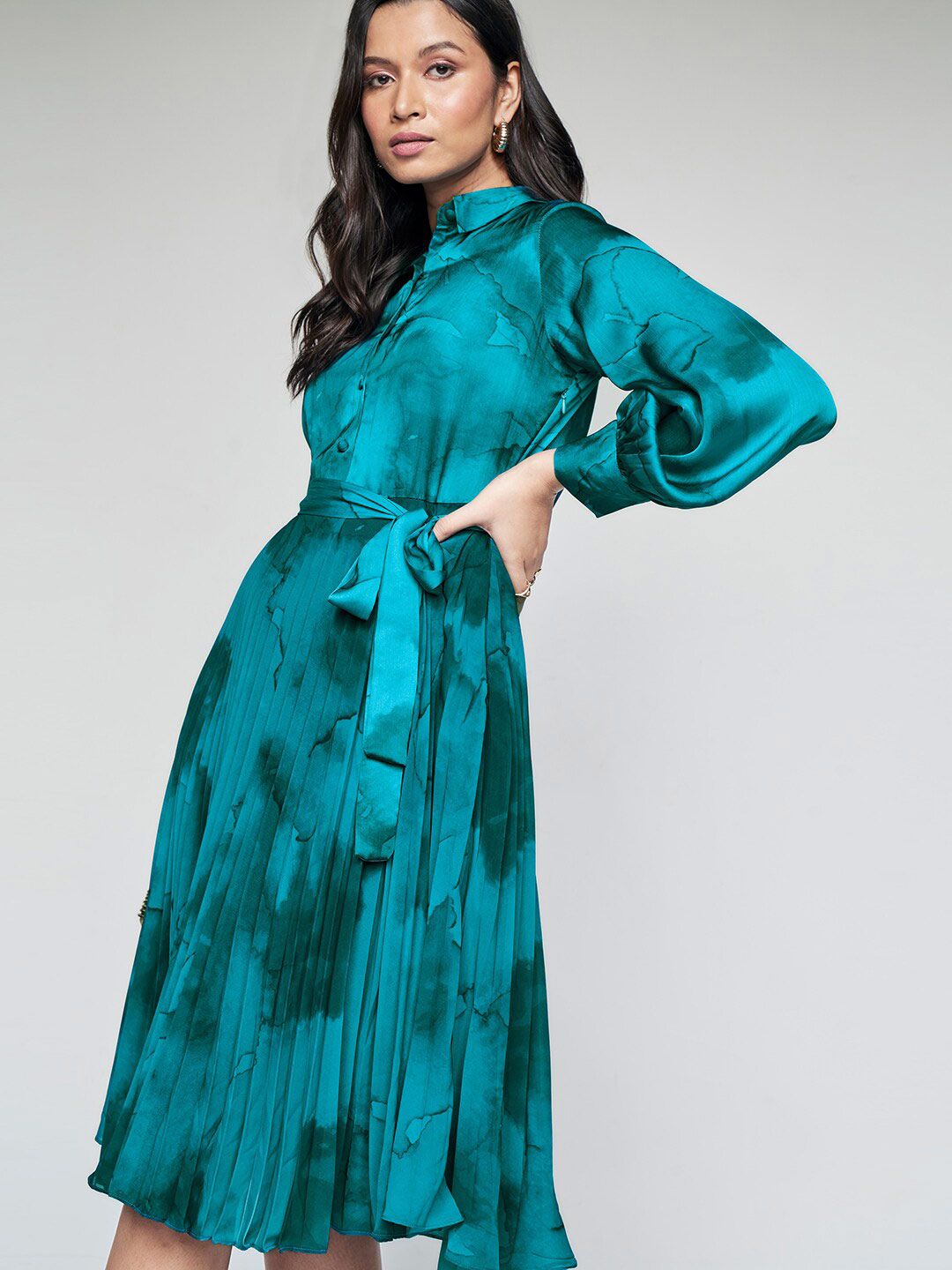 AND Tie & Dye Dyed Accordion Pleated Belted Shirt Dress