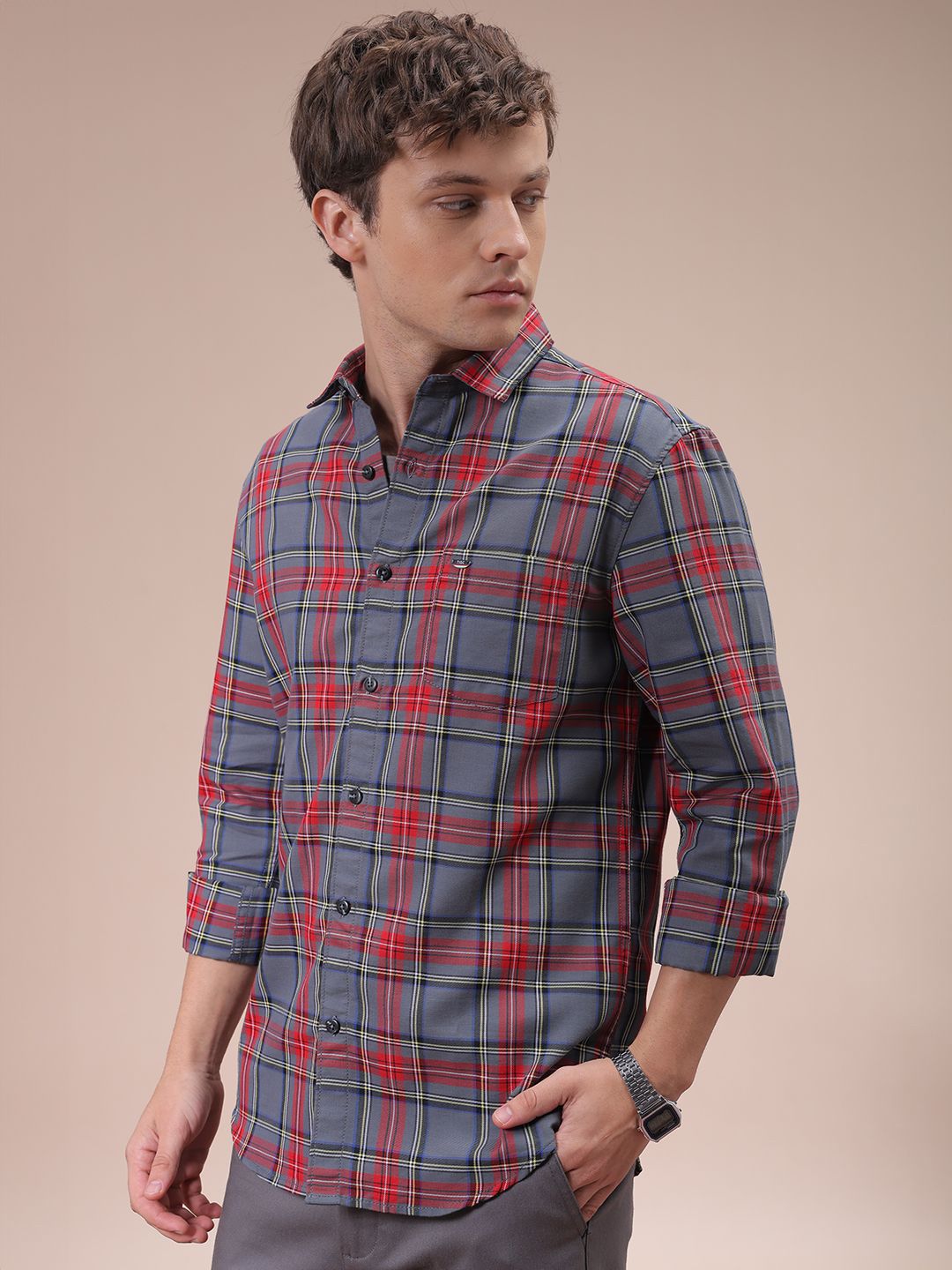 The Indian Garage Co Men Cutaway Collar Checked Cotton Slim Fit Casual Shirt