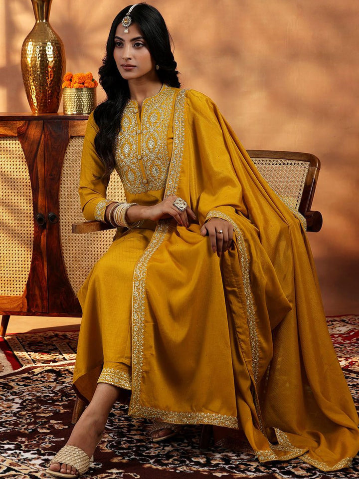 Libas Floral Embroidered Zari Yoke Design Panelled A Line Kurta with Palazzos & Dupatta