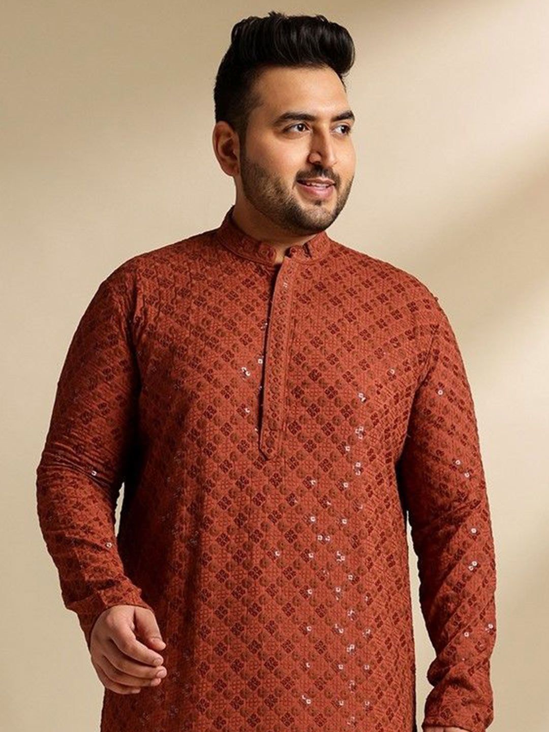 SOJANYA PLUS Embroidered Mandarin Collar Straight Pure Cotton Kurta