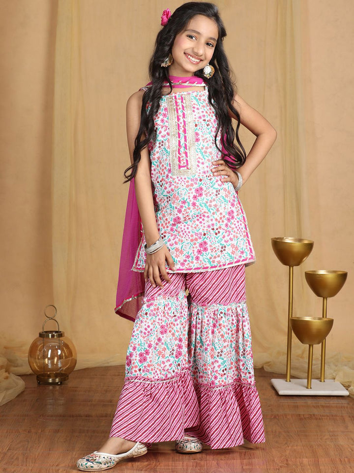 Cutiekins Girls Floral Printed Regular Gotta Patti Kurta with Sharara & With Dupatta